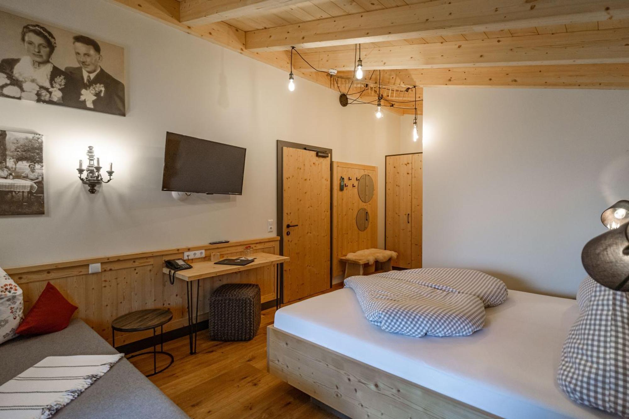 Hotel Landhaus Tirolerherz Sankt Ulrich am Pillersee Cameră foto