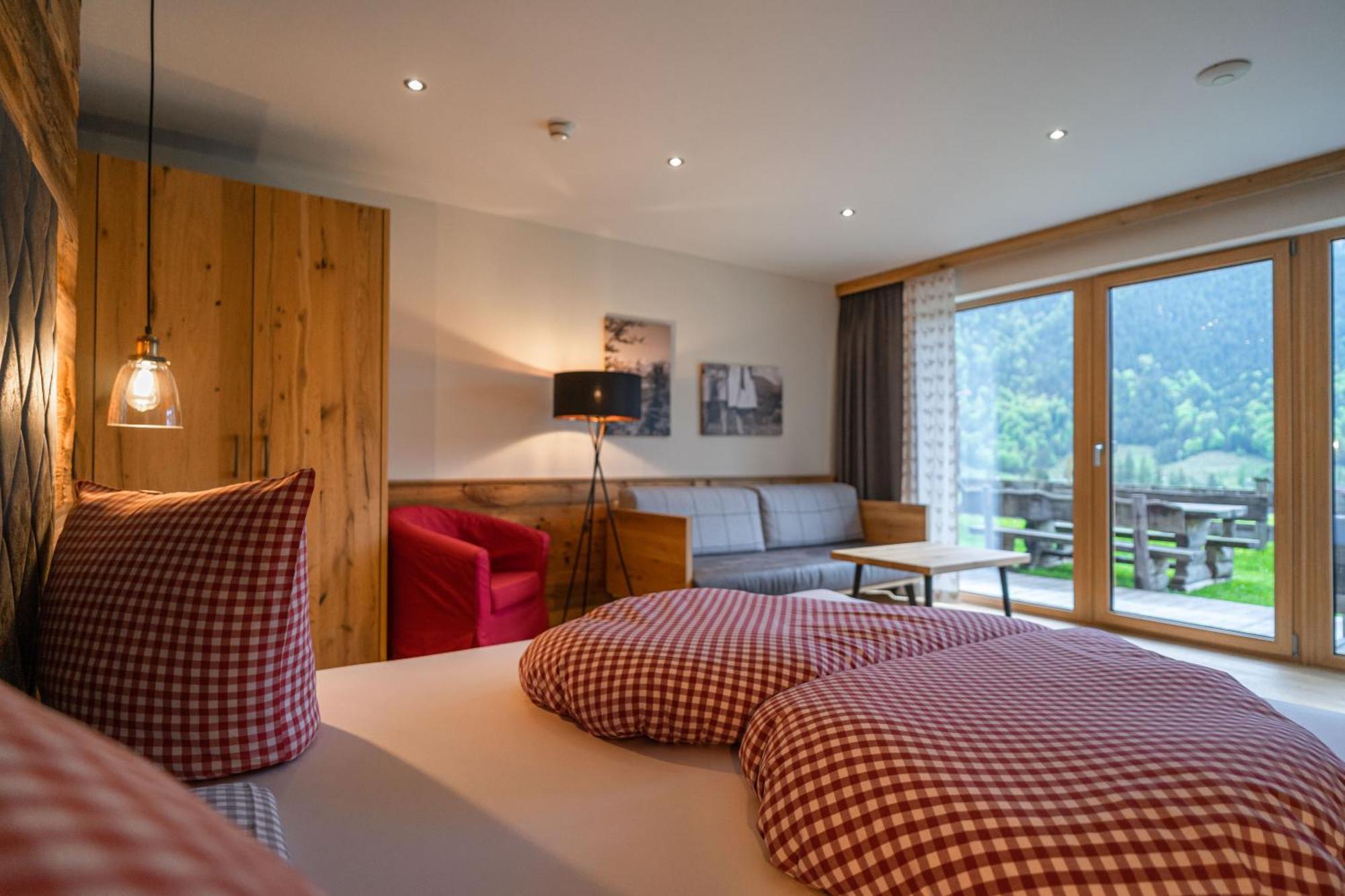 Hotel Landhaus Tirolerherz Sankt Ulrich am Pillersee Cameră foto