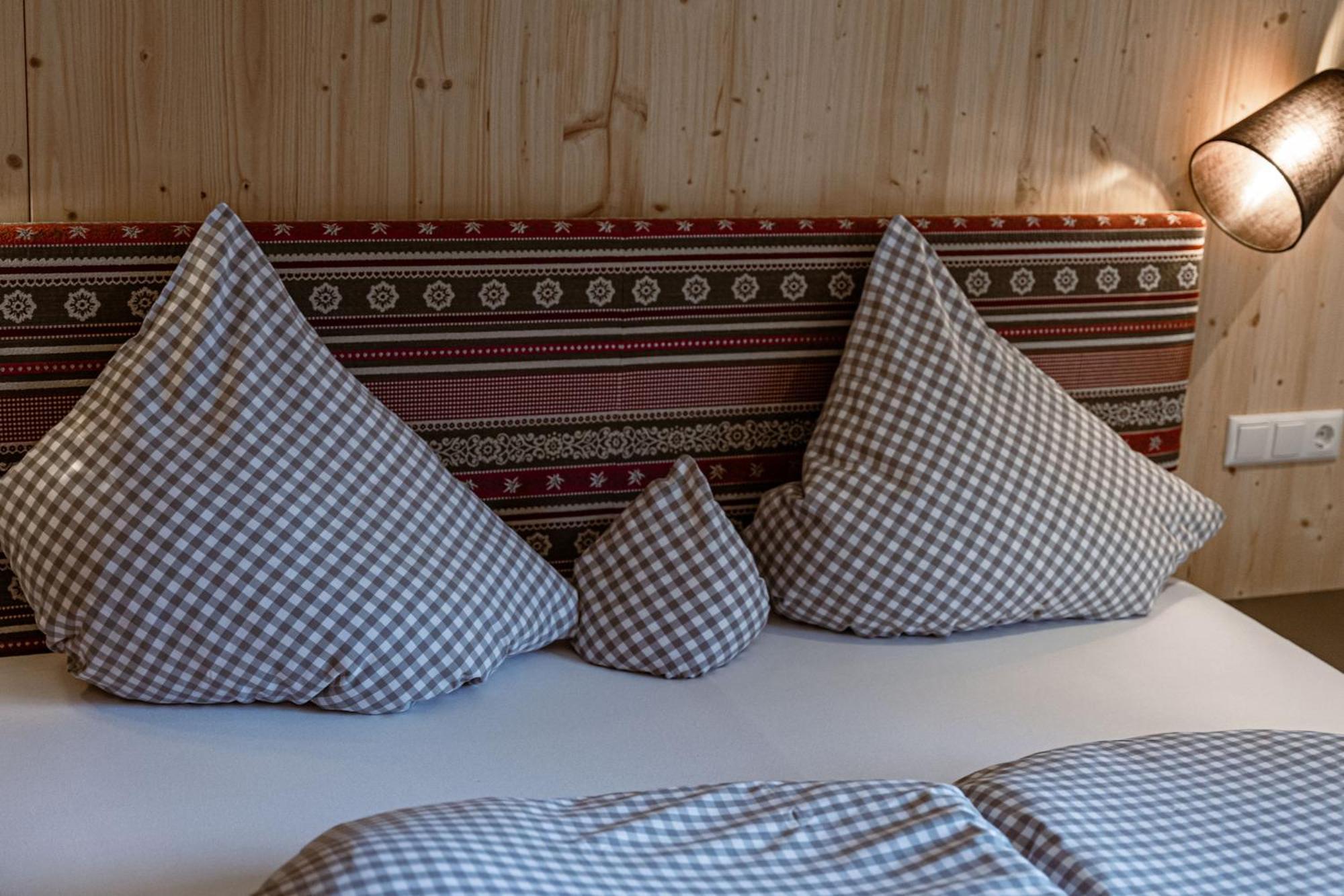 Hotel Landhaus Tirolerherz Sankt Ulrich am Pillersee Cameră foto